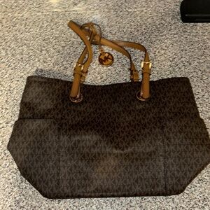 Michael Kors purse